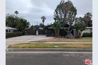 6220 Oakdale Ave, Woodland Hills, CA 91367 - Photo 1