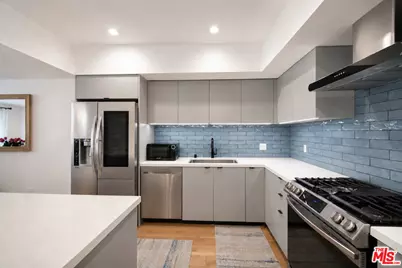 1515 S Holt Ave #204, Los Angeles, CA 90035 - Photo 1