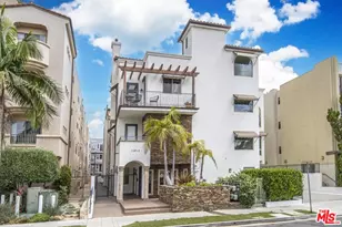 10913 Whipple St, Toluca Lake, CA 91602 - Photo 1