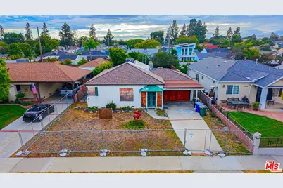 1505 N Naomi St, Burbank, CA 91505 - Photo 1