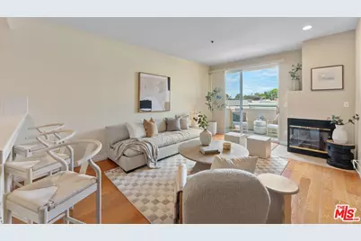 10790 Rose Ave #310, Los Angeles, CA 90034 - Photo 1