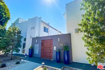 1138 20th St #12, Santa Monica, CA 90403 - Photo 1