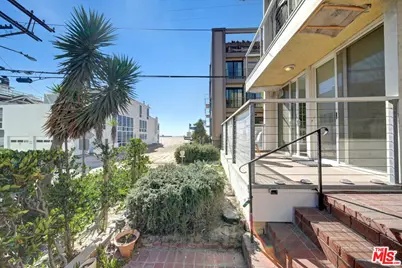 15 Spinnaker St #101, Marina del Rey, CA 90292 - Photo 1