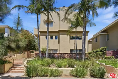 1043 11th St #3, Santa Monica, CA 90403 - Photo 1