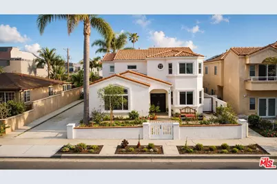 218 Indianapolis Ave, Huntington Beach, CA 92648 - Photo 1