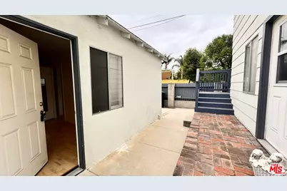 410 N Frederic St #Gh, Burbank, CA 91505 - Photo 1