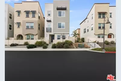 713 Daniel Freeman Cir, Inglewood, CA 90301 - Photo 1