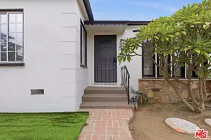 542 N Genesee Ave, Los Angeles, CA 90036 - Photo 1