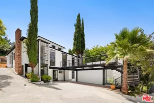 333 Dalehurst Ave, Los Angeles, CA 90024 - Photo 1