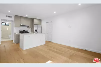 11785 Gateway Blvd #2, Los Angeles, CA 90064 - Photo 1