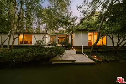 832 Canon Dr, Pasadena, CA 91106 - Photo 1