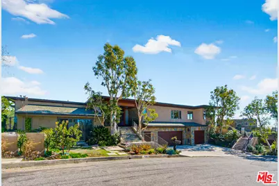 1120 El Medio Ave, Pacific Palisades, CA 90272 - Photo 1