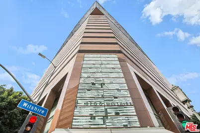 1100 Wilshire Blvd #1805, Los Angeles, CA 90017 - Photo 1