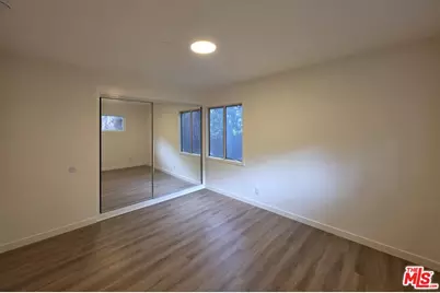 1280 West Blvd #1282A, Los Angeles, CA 90019 - Photo 1