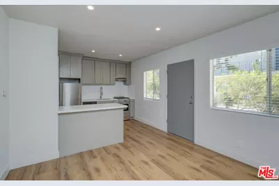 4136 Grand View Blvd #7, Los Angeles, CA 90066 - Photo 1