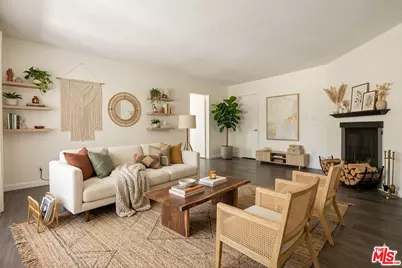 1012 7th St #20, Santa Monica, CA 90403 - Photo 1