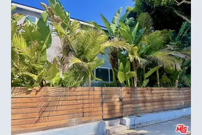635 Westminster Ave #3, Venice, CA 90291 - Photo 1