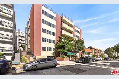 540 Kelton Ave #402, Los Angeles, CA 90024 - Photo 1