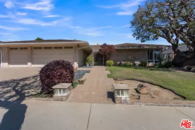 6710 S Holt Ave, Los Angeles, CA 90056 - Photo 1