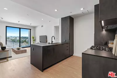 3688 Overland Ave #701, Los Angeles, CA 90034 - Photo 1