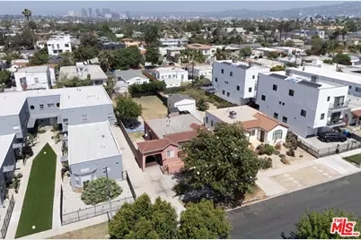 1929 Carmona Ave, Los Angeles, CA 90016 - Photo 1