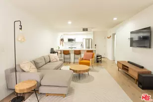 740 N Kings Rd, West Hollywood, CA 90069 - Photo 1