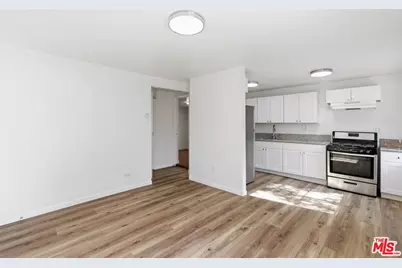 2542 Thurman Ave, Los Angeles, CA 90016 - Photo 1