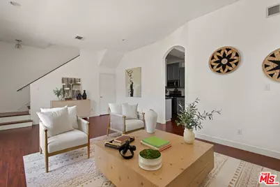 4520 Fulton Ave #14, Sherman Oaks, CA 91423 - Photo 1