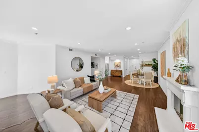 333 Westminster Ave #402, Los Angeles, CA 90020 - Photo 1