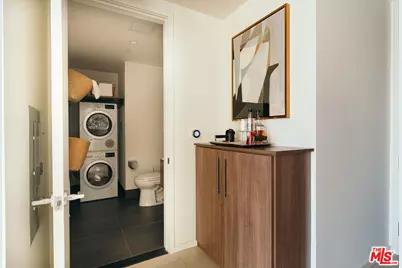 889 Francisco St #1801, Los Angeles, CA 90017 - Photo 1