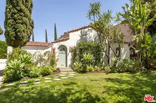 950 S Muirfield Rd, Los Angeles, CA 90019 - Photo 1
