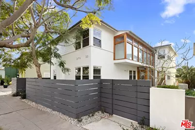221 3rd Ave, Venice, CA 90291 - Photo 1
