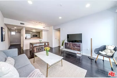 436 S Virgil Ave #Ph 1, Los Angeles, CA 90020 - Photo 1
