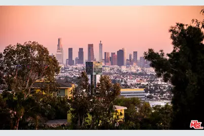 7050 La Presa Dr, Los Angeles, CA 90068 - Photo 1