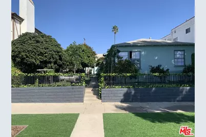 627 9th St ##D, Santa Monica, CA 90402 - Photo 1