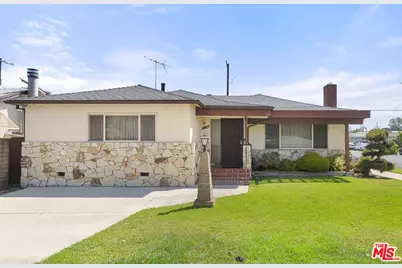 5374 S Centinela Ave, Los Angeles, CA 90066 - Photo 1
