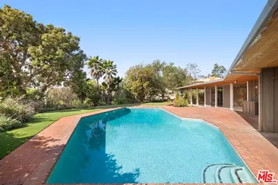 590 N Tigertail Rd, Los Angeles, CA 90049 - Photo 1