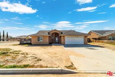 9516 Mendiburu Rd, California City, CA 93505 - Photo 1