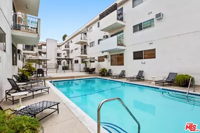 960 Larrabee St #214, West Hollywood, CA 90069 - Photo 1