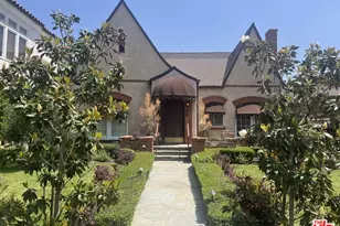 214 Foothill Rd, Beverly Hills, CA 90210 - Photo 1