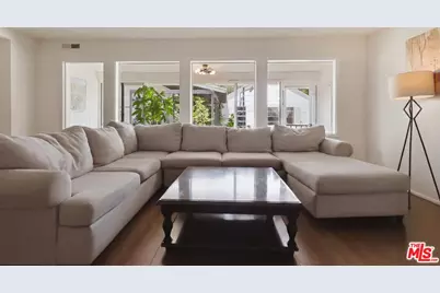 11801 Rose Ave, Los Angeles, CA 90066 - Photo 1