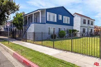 3101 W 48th St, Los Angeles, CA 90043 - Photo 1