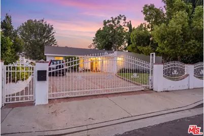 15421 Ryan St, Sylmar, CA 91342 - Photo 1