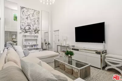 1010 N Curson Ave #101, Los Angeles, CA 90046 - Photo 1