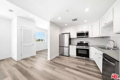 667 N Wilton Pl #302, Los Angeles, CA 90004 - Photo 1