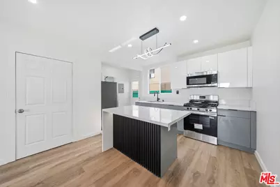 3020 W 12th St #3028 1/2, Los Angeles, CA 90006 - Photo 1