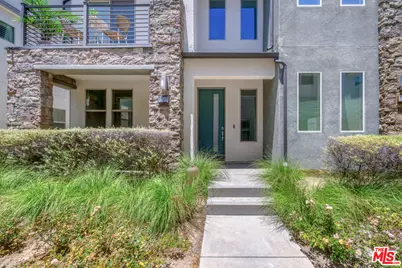 19508 Empire Ln, Northridge, CA 91324 - Photo 1