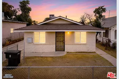 708 P St, Bakersfield, CA 93304 - Photo 1