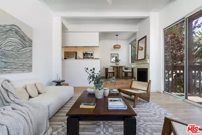 100 S Venice Blvd #3, Venice, CA 90291 - Photo 1