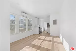 814 3rd St, Santa Monica, CA 90403 - Photo 1